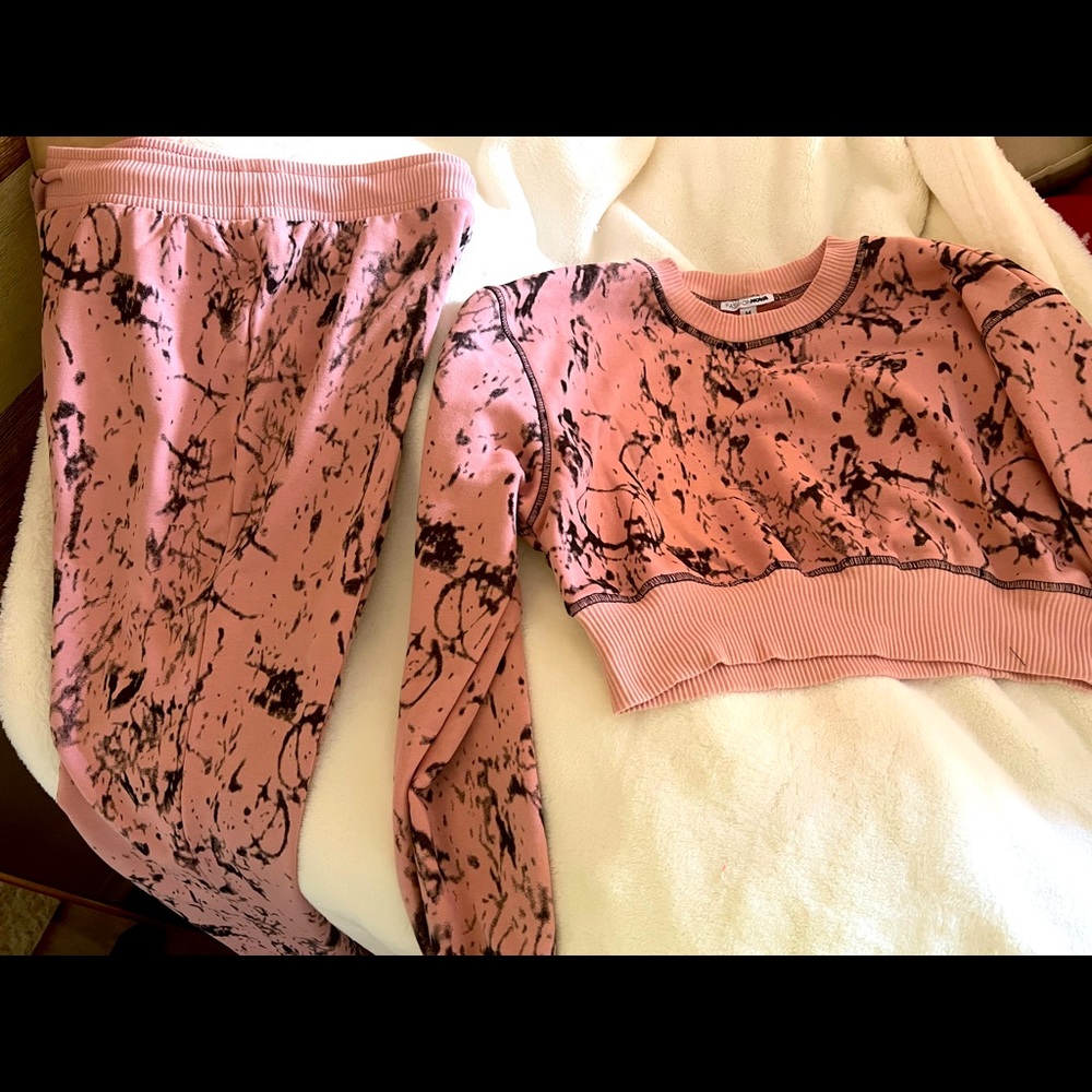 Pink and black two-piece crop top new medium